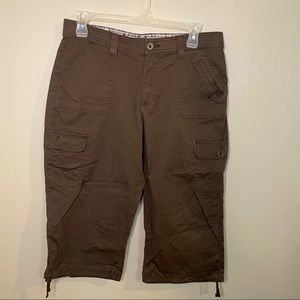 Lee Brown Capris- size 14 medium